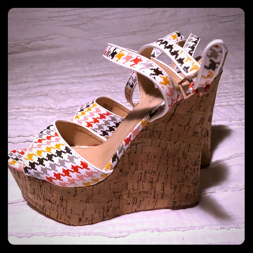 Multi-Color Wedges - image 1
